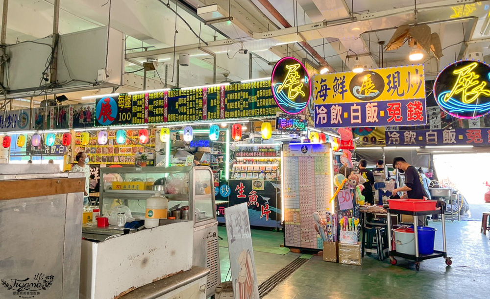 高雄興達港觀光漁市：漁港美食買海鮮螃蟹小卷、魚丸炸海鮮、生魚片，生食熟食一次買齊 @緹雅瑪 美食旅遊趣
