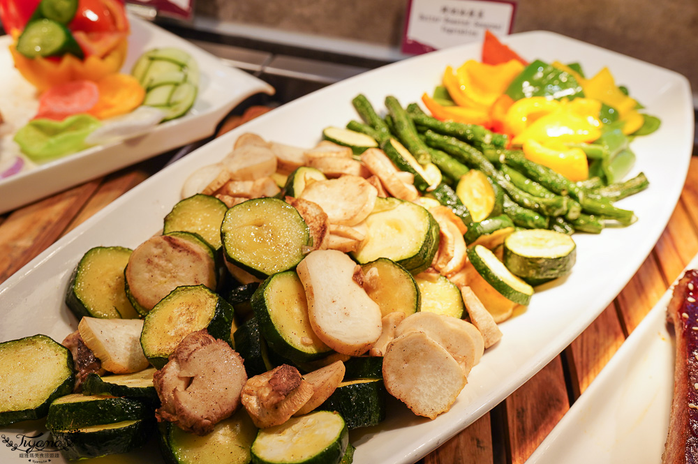 台糖長榮酒店 台南｜吃遍天下自助餐：台南聚餐推薦~台南Buffet自助餐，平日晚餐菜色 @緹雅瑪 美食旅遊趣