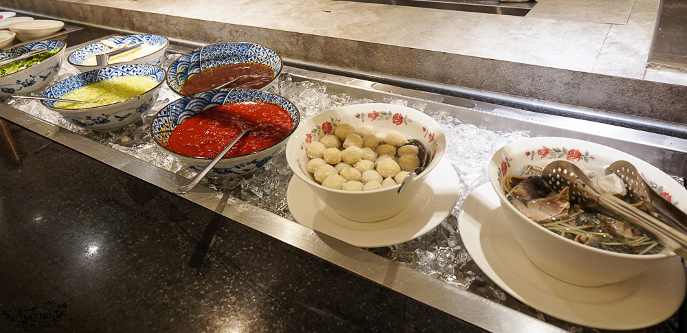 台糖長榮酒店 台南｜吃遍天下自助餐：台南聚餐推薦~台南Buffet自助餐，平日晚餐菜色 @緹雅瑪 美食旅遊趣