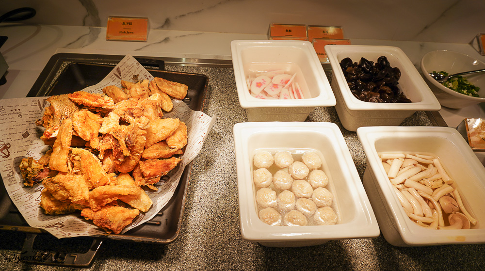 嘉義飯店Buffet自助餐｜嘉義福容voco酒店「田園西餐廳」平日晚餐分享~主餐排餐+半自助餐，超驚艷美食饗宴 @緹雅瑪 美食旅遊趣