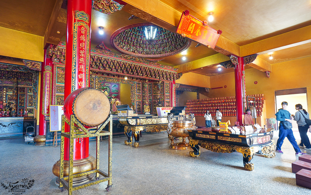 全台唯一打小人寺廟「嘉義歡喜財神廟」補財庫、求財運、化厄運、打小人~花招超多的討喜財神爺廟 @緹雅瑪 美食旅遊趣 全台唯一打小人寺廟「嘉義歡喜財神廟」補財庫、求財運、化厄運、打小人~花招超多的討喜財神爺廟 @緹雅瑪 美食旅遊趣