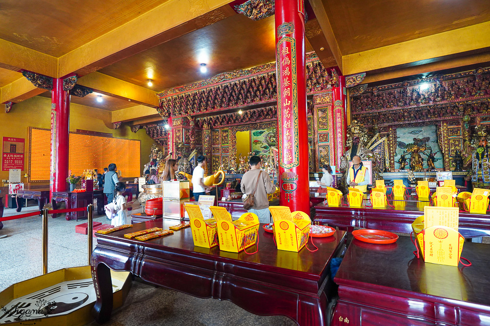 全台唯一打小人寺廟「嘉義歡喜財神廟」補財庫、求財運、化厄運、打小人~花招超多的討喜財神爺廟 @緹雅瑪 美食旅遊趣 全台唯一打小人寺廟「嘉義歡喜財神廟」補財庫、求財運、化厄運、打小人~花招超多的討喜財神爺廟 @緹雅瑪 美食旅遊趣