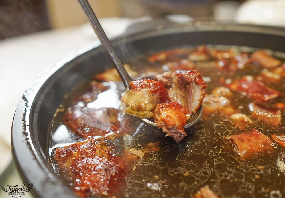 台南烤鵝「霸王鵝五吃」台南台糖長榮酒店2F「長園中餐廳」推出全新霸王鵝之夜 @緹雅瑪 美食旅遊趣