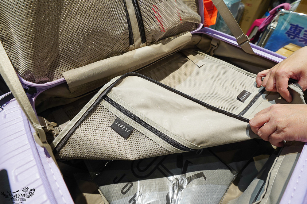 嘉義行李箱特賣會「加賀屋行李箱特賣會」，各品牌行李箱現場一次看，上掀式行李箱、對開式行李箱、雙開式行李箱、胖胖箱、布料行李箱、登機箱，限量特惠行李箱只要990元起，一年保固、終身保修！！ @緹雅瑪 美食旅遊趣