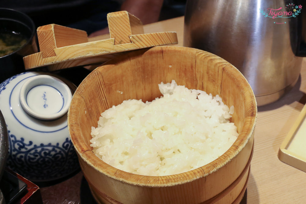 京都澎湃海鮮丼|四六時中 Yodobashi The Dining：海鮮丼.定食~一飯三吃 @緹雅瑪 美食旅遊趣