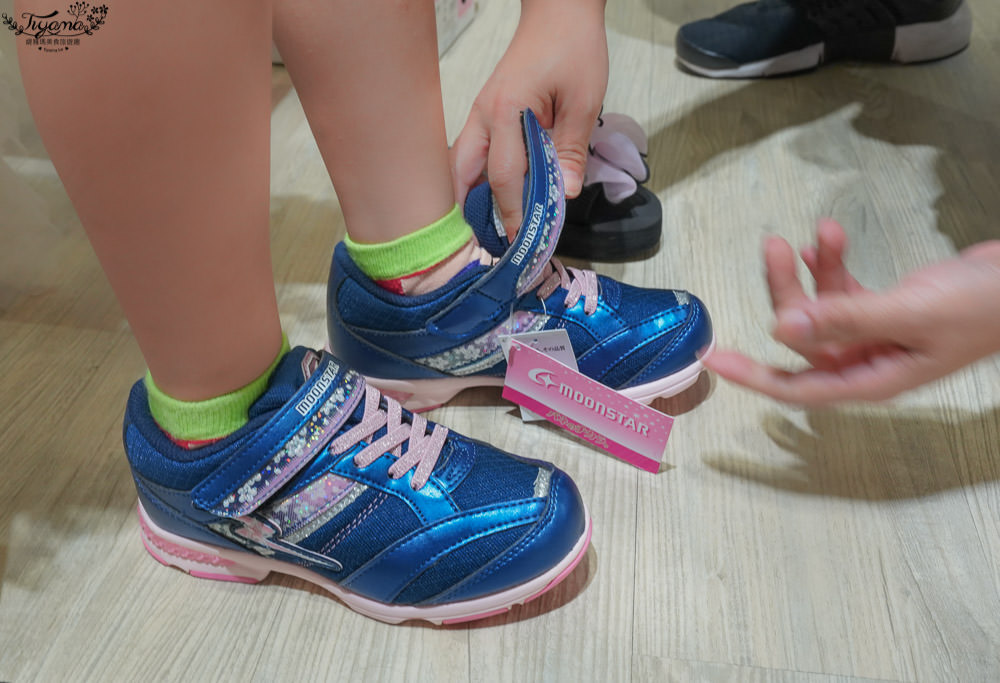 台北最強童鞋|布布童鞋 新北蘆洲店，兒童機能運動鞋、學步鞋，各式鞋款一次購足，爸媽的救星！ @緹雅瑪 美食旅遊趣