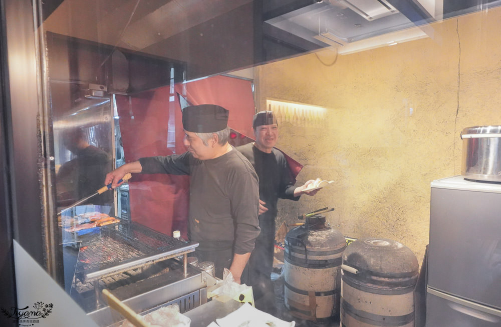 北海道美食|函館海膽丼海鮮丼，きくよ食堂 Bay Area店，持堅炭火燒烤的在地知名老店 @緹雅瑪 美食旅遊趣