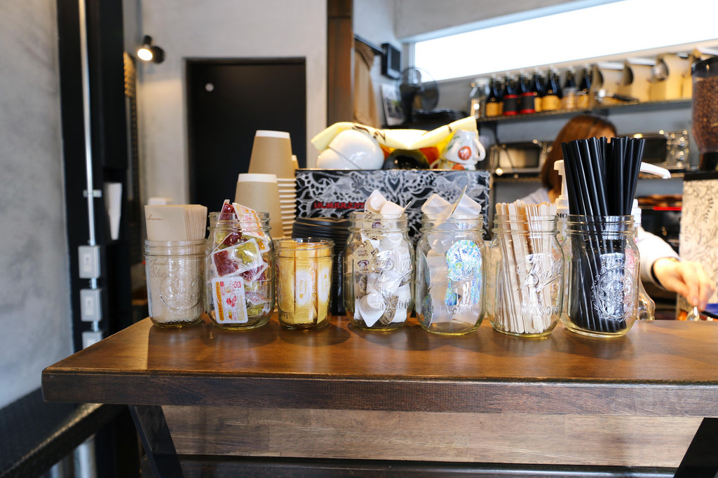 【京都美食】LatteArt Junkies RoastingShop 2nd。北野天滿宮店：意外尋穫「大西剛」拉花拿鐵咖啡 @緹雅瑪 美食旅遊趣