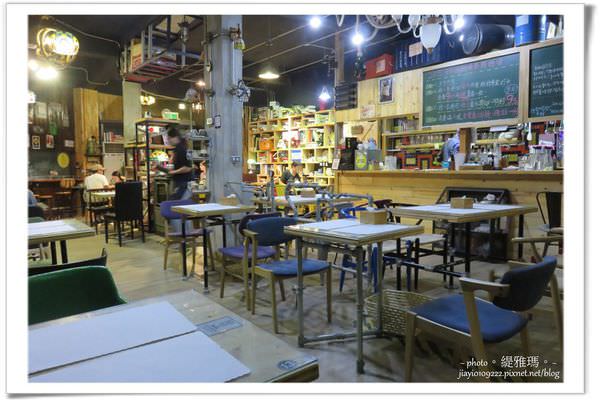 【台南.永康區】鐵木匠複合式餐廳。工業個性餐廳~餐點美味更令人驚艷！ @緹雅瑪 美食旅遊趣