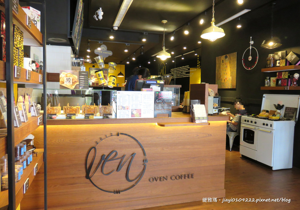 【台南.東區】Oven Coffeex鯛可頌(台南東寧店)。二訪：日式可頌鯛魚燒，五種口味/買五送一 @緹雅瑪 美食旅遊趣