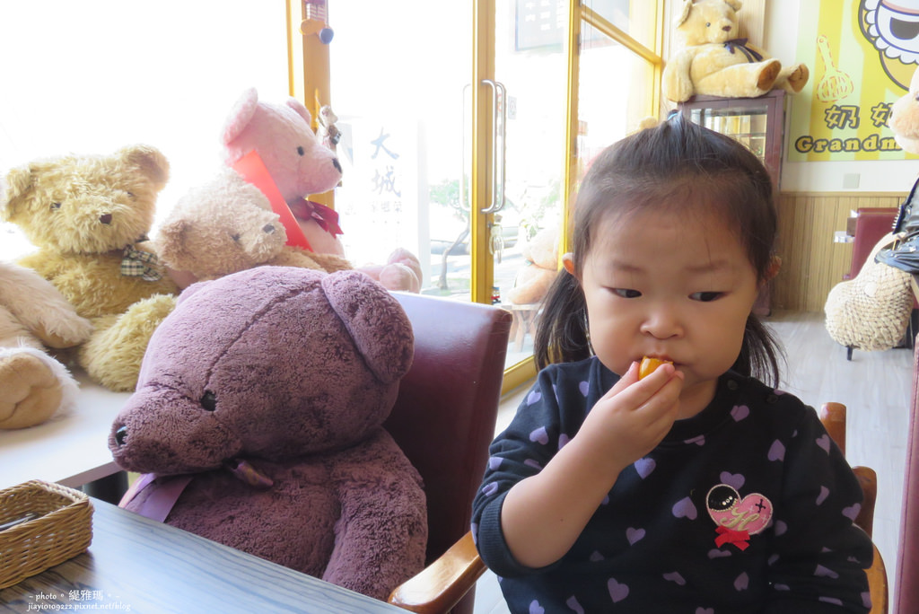 【台南.安平區】奶奶的熊熊。國平店：可愛熊熊陪你用餐「熊熊主題餐廳」 @緹雅瑪 美食旅遊趣