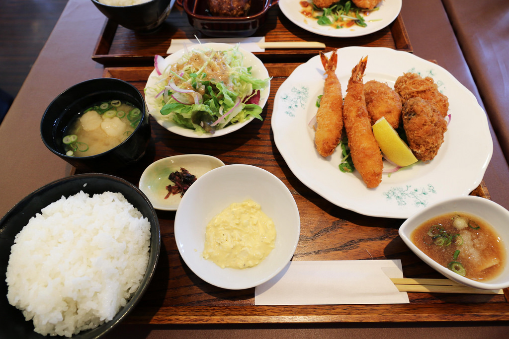 【京都美食】金閣寺 いただき。京野菜╳洋食：金閣寺週邊美味平價的手作洋食屋 @緹雅瑪 美食旅遊趣